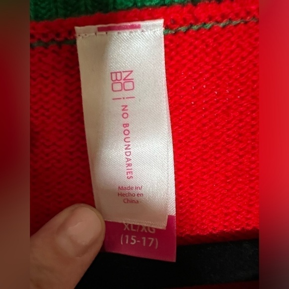 No Boundaries reindeer sequin graphic red fair isle sweater sz XL christmas - Picture 4 of 7